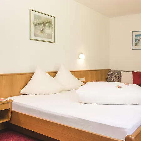 Apartman Tirol *